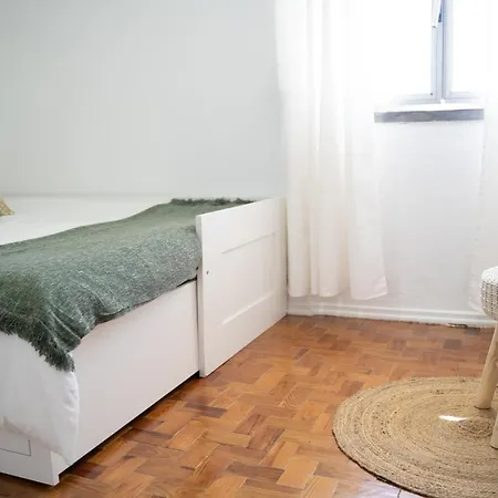 Apartament Duplex Over The Tejo 5 Min Belem Tower *